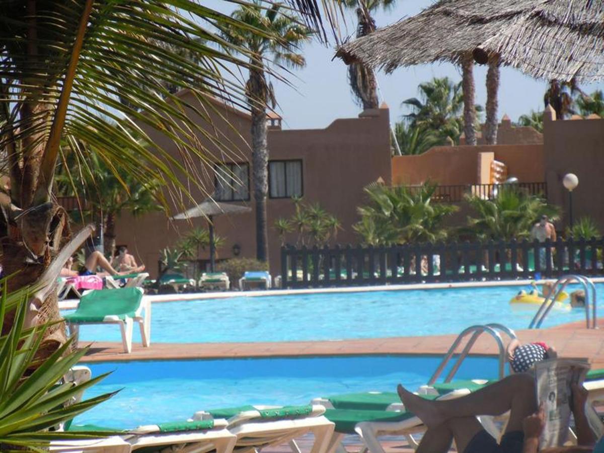 Family Apartment 1 Bedroom With Pool View 2 - Oasis Duna Resort Corralejo Eksteriør billede