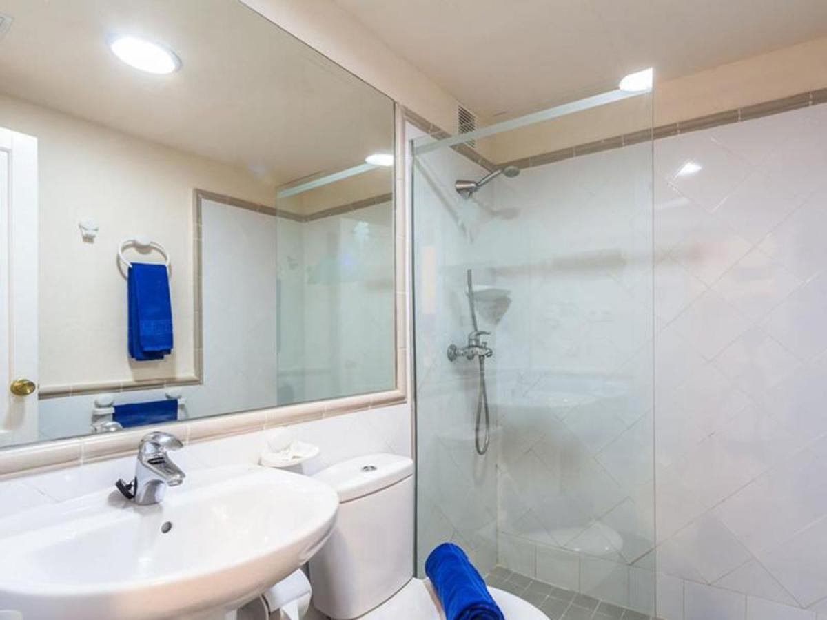 Family Apartment 1 Bedroom With Pool View 2 - Oasis Duna Resort Corralejo Eksteriør billede